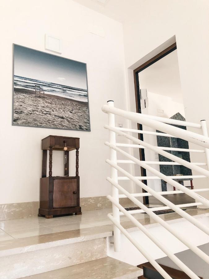 "La Casa Di Ale" Modern Suite Mondragone Exterior photo